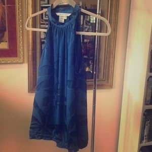 Sleeveless Studio M silk-blend blue shell, size L.